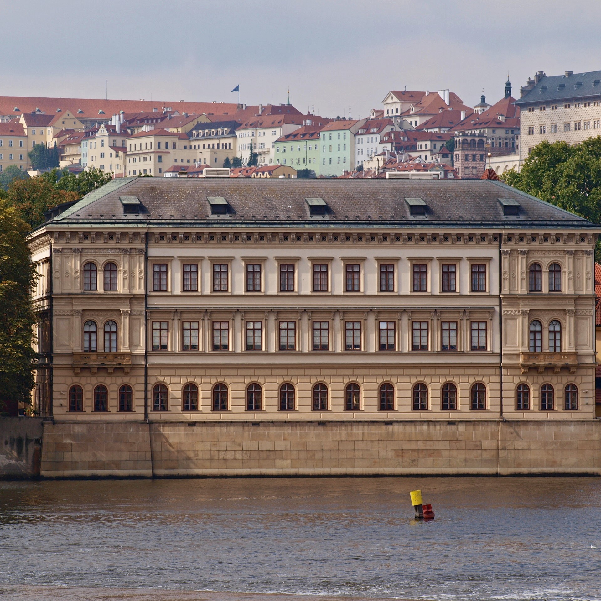 fotografie Lichtenštejnského paláce